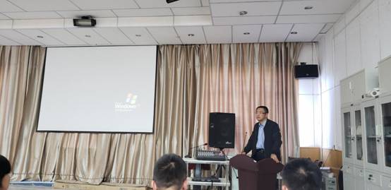 石河子大学张伟教授作报告